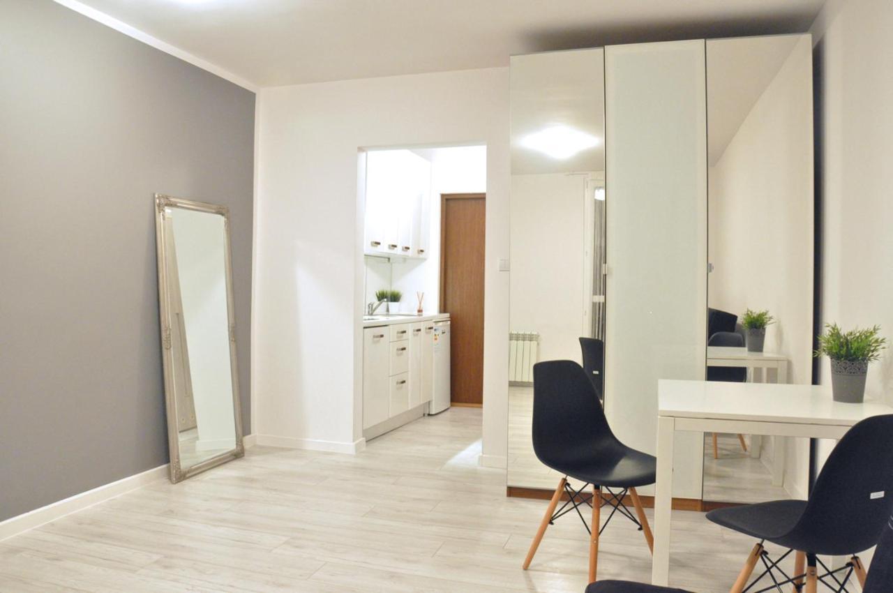 Nice And Comfy Studio Close To Old Town And Metro. 华沙 外观 照片